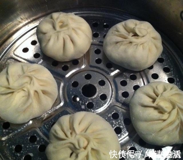 发面|吃不完的包子，别急着放冰箱，教你一招，包子放半个月照样新鲜