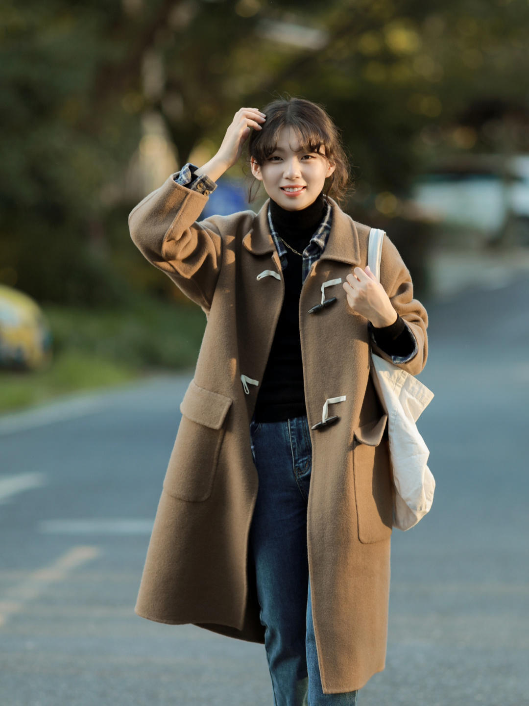 时尚博主|秋冬韩系不露腿穿搭怎么穿?西装格子外套+牛仔裤,复古又时髦!