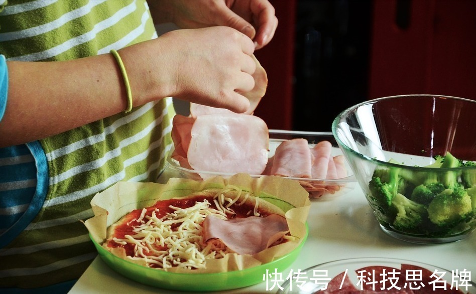 做菜|这3种比盐更可怕的调味品,孩子可能天天吃,家长做菜要少放