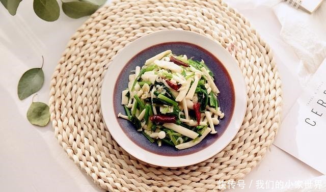 入冬后,这个蔬菜可以多吃点,加点虾皮增鲜增味,炒一炒特香