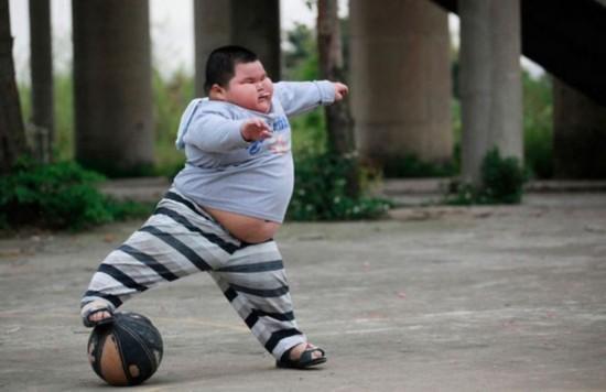 小丽|因出差把娃送去奶奶家,一个月后回来一看,妈妈差点没认出