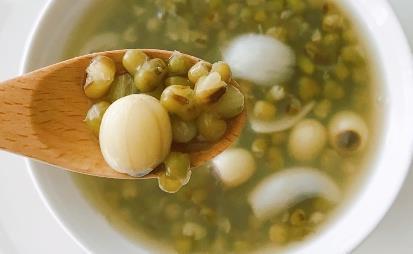 百合|煮绿豆汤时，绿豆不用泡水了，教你1招技巧，10分钟绿豆全开花
