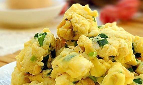 皮肤|玫瑰花与此物同泡,给子宫做个大扫除,口臭消了,皮肤红润更细腻