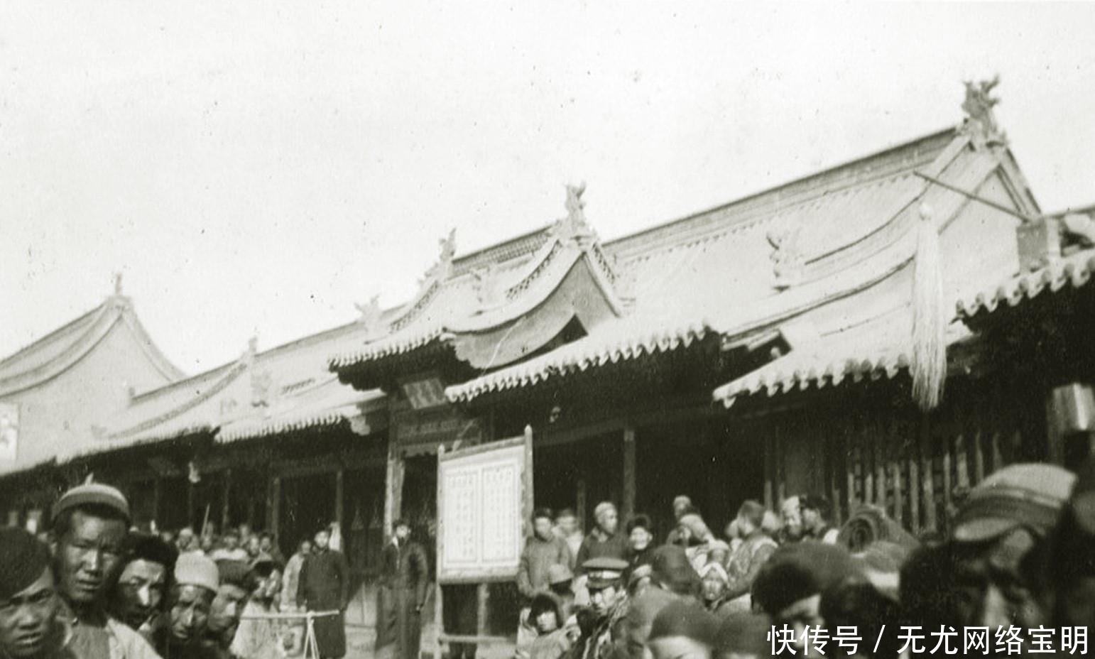 老照片|1907-1915年间山西忻县老照片，古城城楼与俯瞰城内民居