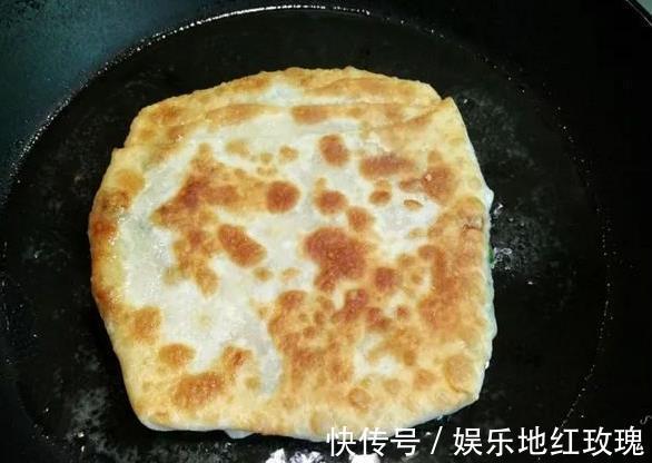面团|末伏烙饼，掌握正确做法，层次多又柔软，凉了仍好吃不干硬