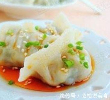 素饺子只会韭菜鸡蛋馅儿.香菇和它包饺子最香.花钱少比肉还好吃