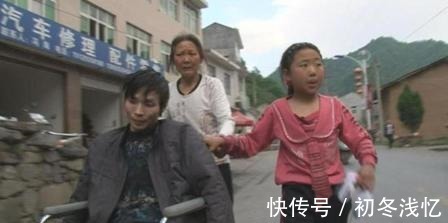 同学|那个染上城市公主病的农村姑娘王红林,让同学帮她洗脚,后来怎样