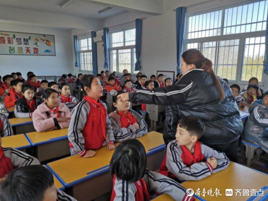 齐鲁壹点|定陶区第四实验小学红领巾宣讲团走进黄店镇黄西小学开展宣讲活动