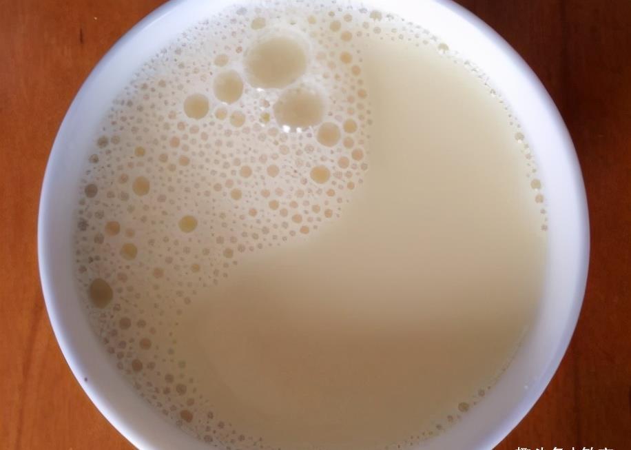 打豆浆,泡好的黄豆直接打就外行了,多加1个步骤,香浓更顺滑