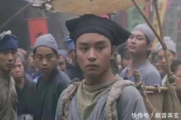 许配给|此人穷的吃不上饭，岳父却把3个女儿都许配给他，称：我不嫌弃你