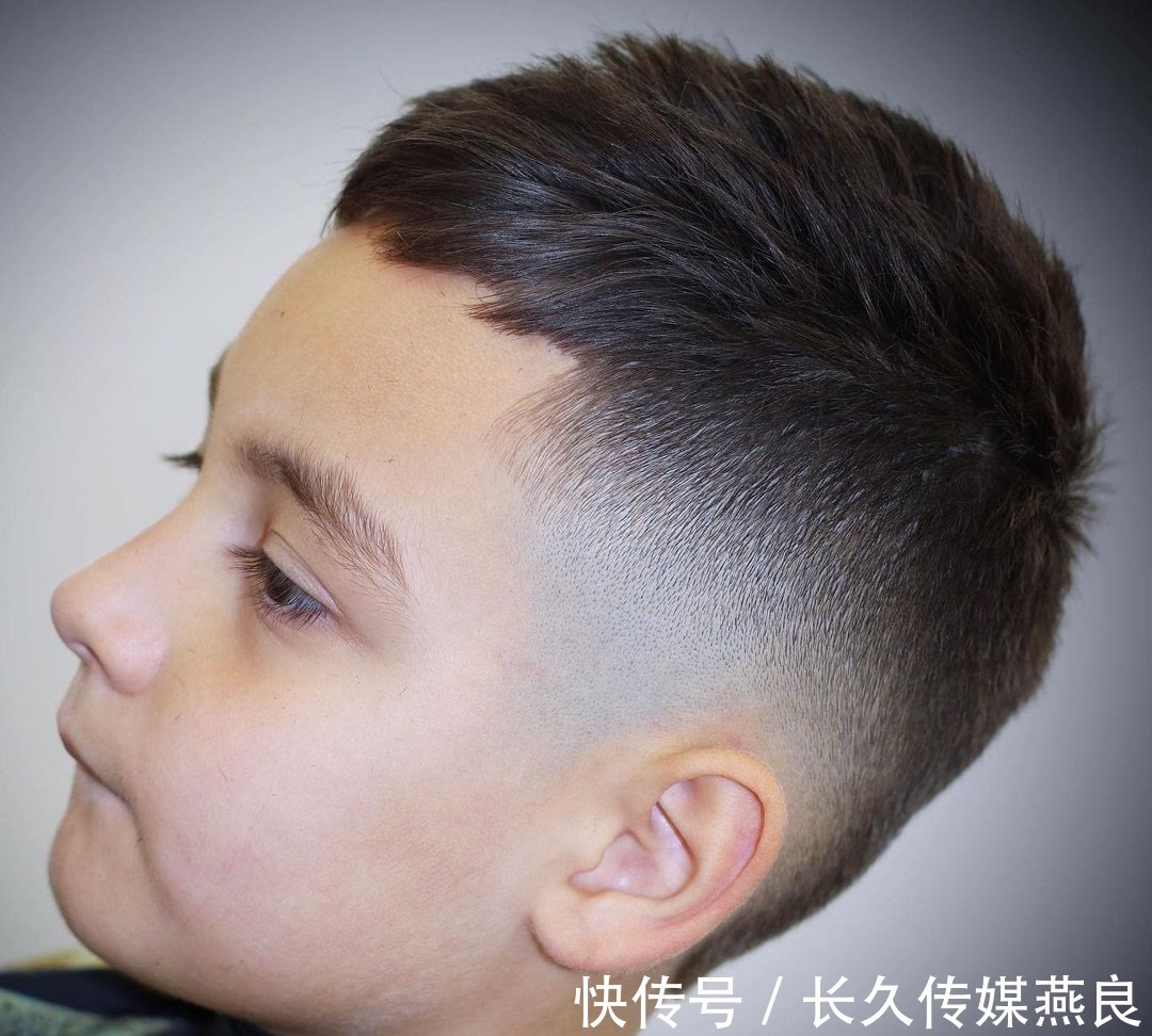 短碎发 小男孩发型别乱选,剪这5种就对了,帅气有型很时尚