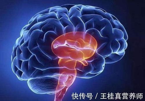 补钙|牛奶鸡蛋一起吃，有啥好处？看完第四点，我默默地端起牛奶和鸡蛋