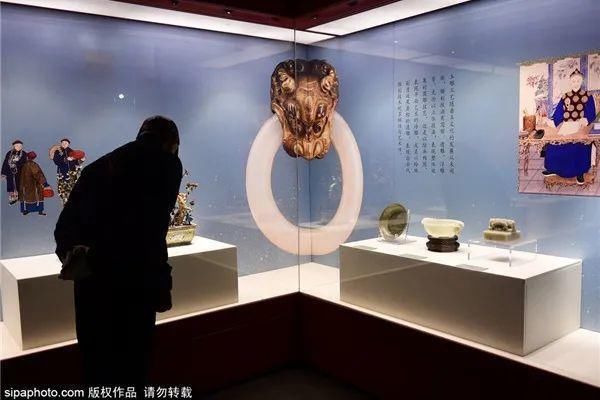 千余件精品亮相国博 纵览华夏文明