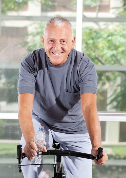 晚上|一般寿命长的男性,晚上都常做这4件事提醒还真有可能