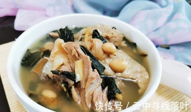 猪扇骨|咳嗽了大半个月,竟被这一碗治好了!适合全家养生润肺的必备靓汤!