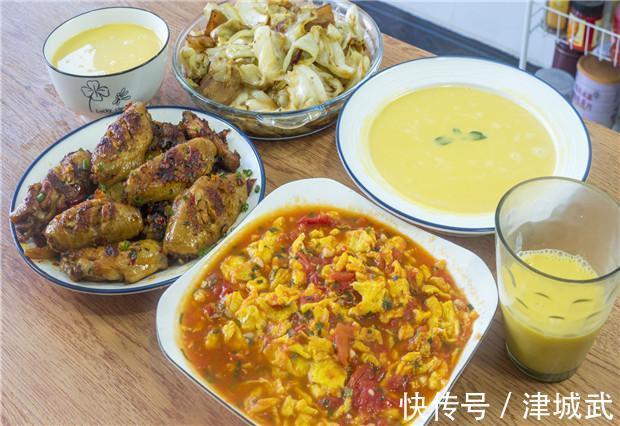 花30元做的一桌晚餐,我发到朋友圈,网友:真是羡慕想蹭饭!