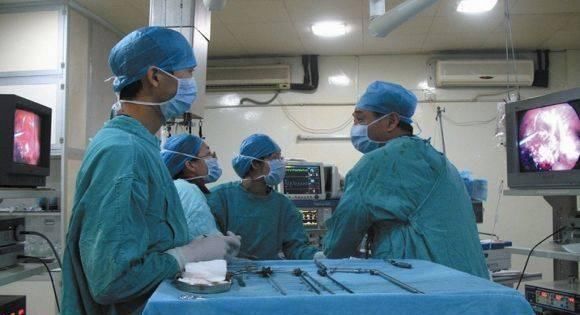 婆婆|出产房时,婆婆笑了,亲妈哭了,产后三天才看清宝宝的样子!