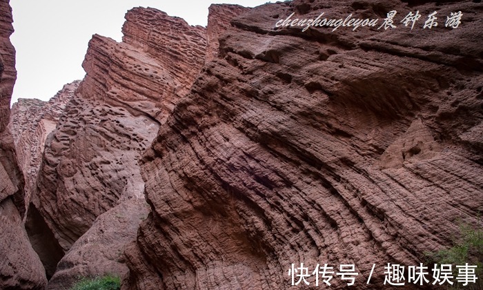 女侠|天山神秘大峡谷，大自然雕刻出的孤傲女侠，美得撼人魂魄