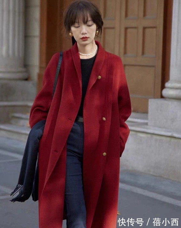 下半身 年末就要穿“红色大衣”,显白显气质,奔四的女人穿上年轻10岁!