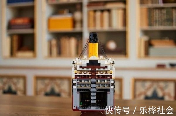 乐高积木|史上最长套装!乐高正式发布10294泰坦尼克号!9090颗粒售价5499元!