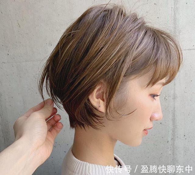 女性|有这3个特征的女性,剪短发就对了,让你美到颜值翻倍