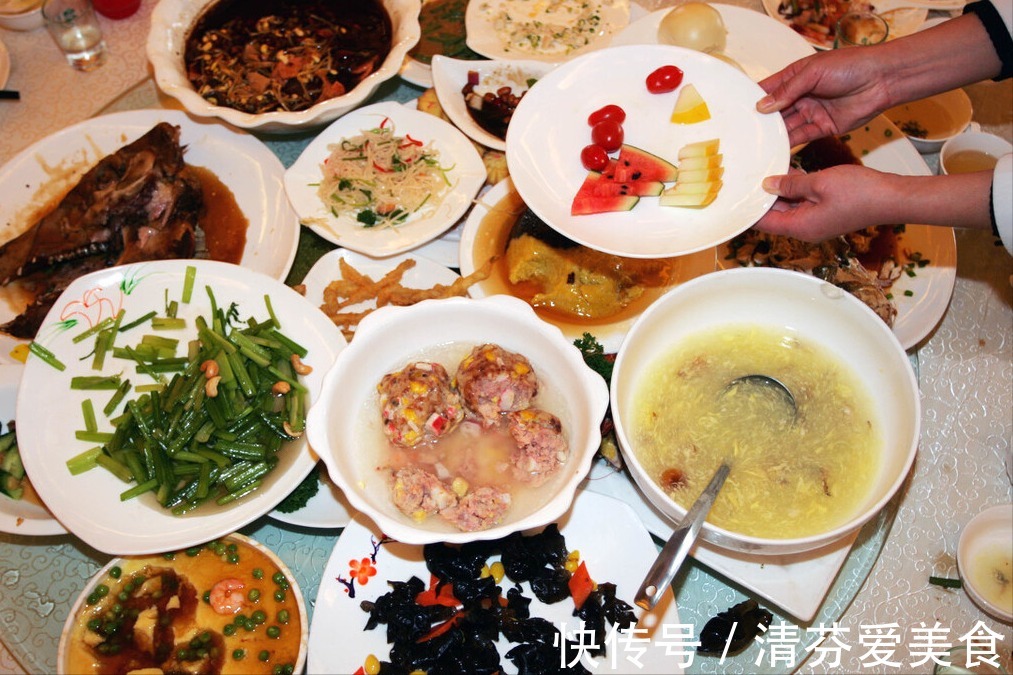 鸡蛋|肝不好的人,早上3种早餐要“拒绝”,鸡蛋上榜,吃对了更养肝