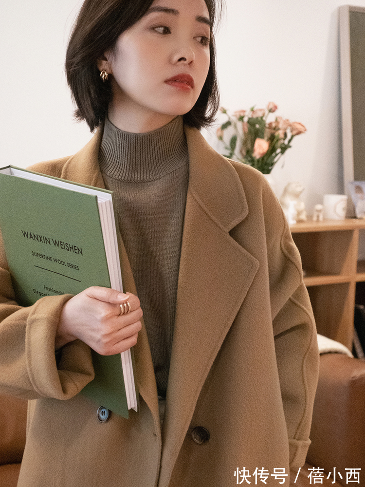 小姐姐 奔三奔四的女人,建议多穿“大衣”,时髦的搭配公式,帮你选好了