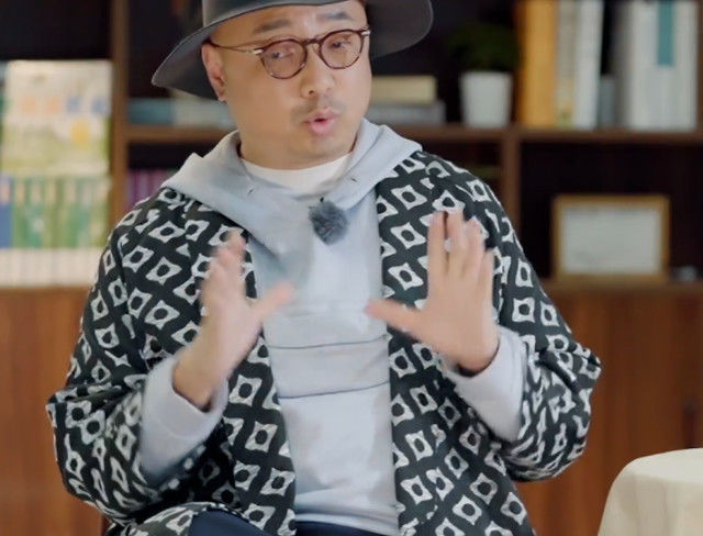 孟佳 徐峥刚宣布退出,孟佳张雨绮“合谋”撒开玩,万茜咧嘴,导演傻眼