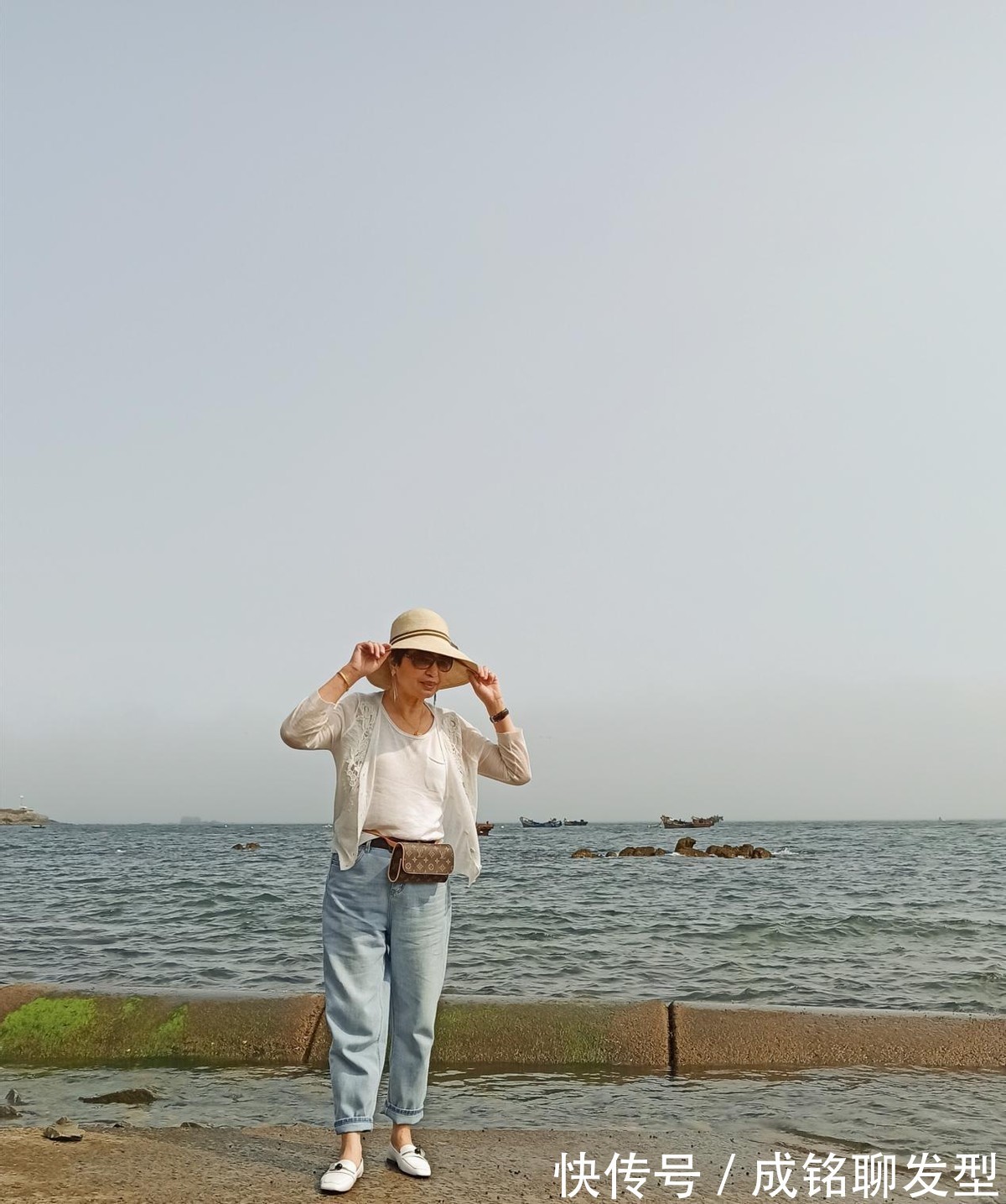 微胖|长相普通身材一般,大妈靠“接地气”的穿搭圈粉无数,值得借鉴