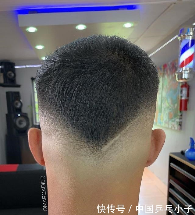 头发 男人帅不帅,三分看长相七分靠发型,同意吗