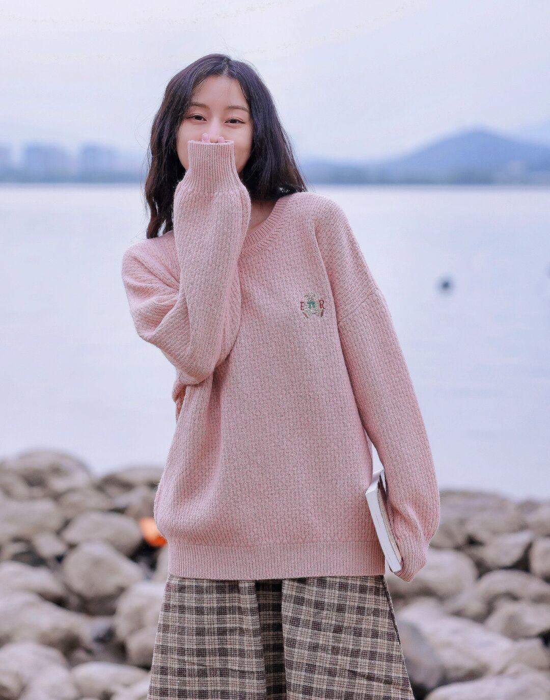 博主|冬季可别小瞧了“毛衣”,万物皆可搭不说,还能让你摆脱路人感