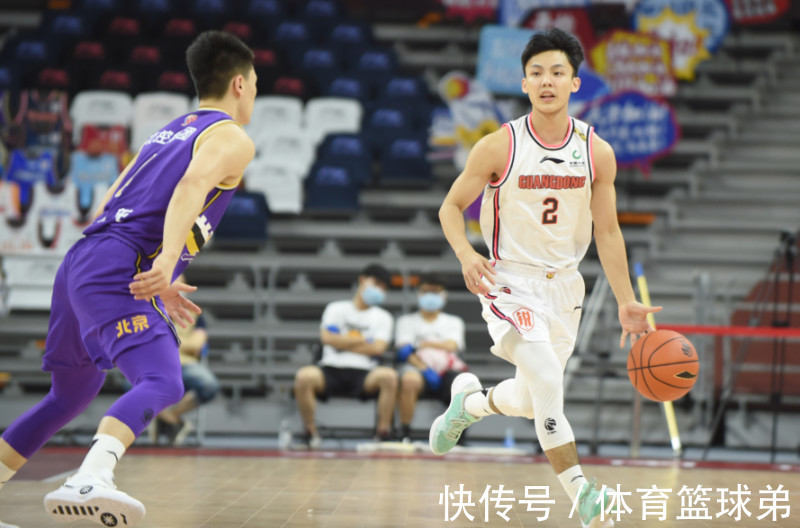 广东队|全华班已成CBA破局的关键?还真不是这样,本土球员才是根本!
