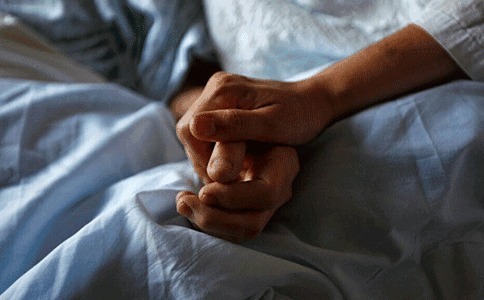 痰湿|“脂肪肝”导致肝癌的救命信号，中医妙方“消脂九味汤”一招搞定