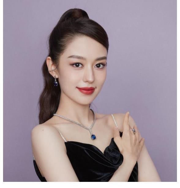 《夏日少年派》马嘉祺加盟意外，首位女嘉宾出现，网友反倒淡定