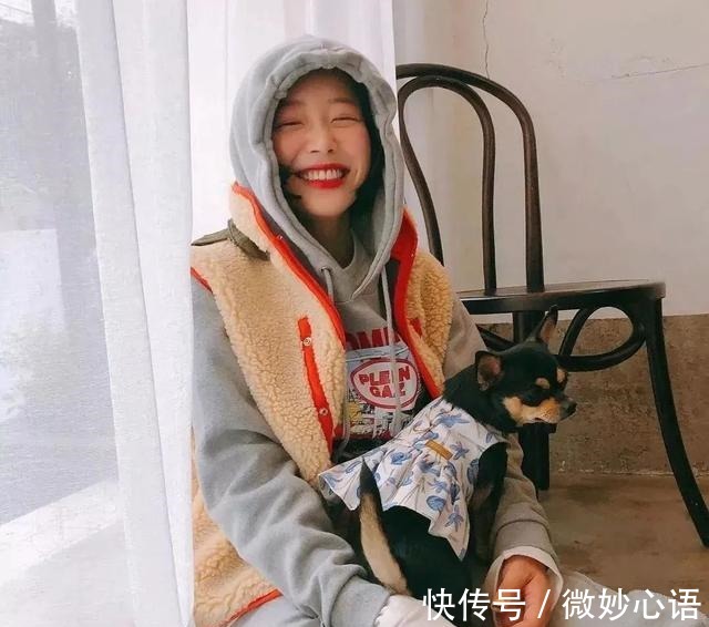 外套 羽绒服穿腻了羊羔毛才是秋冬最洋气的外套,保暖又时髦!