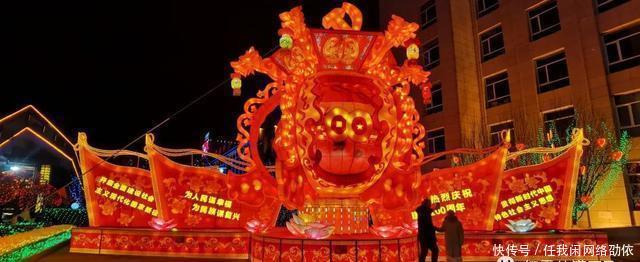 老年|朔州的春节彩灯亮起来了