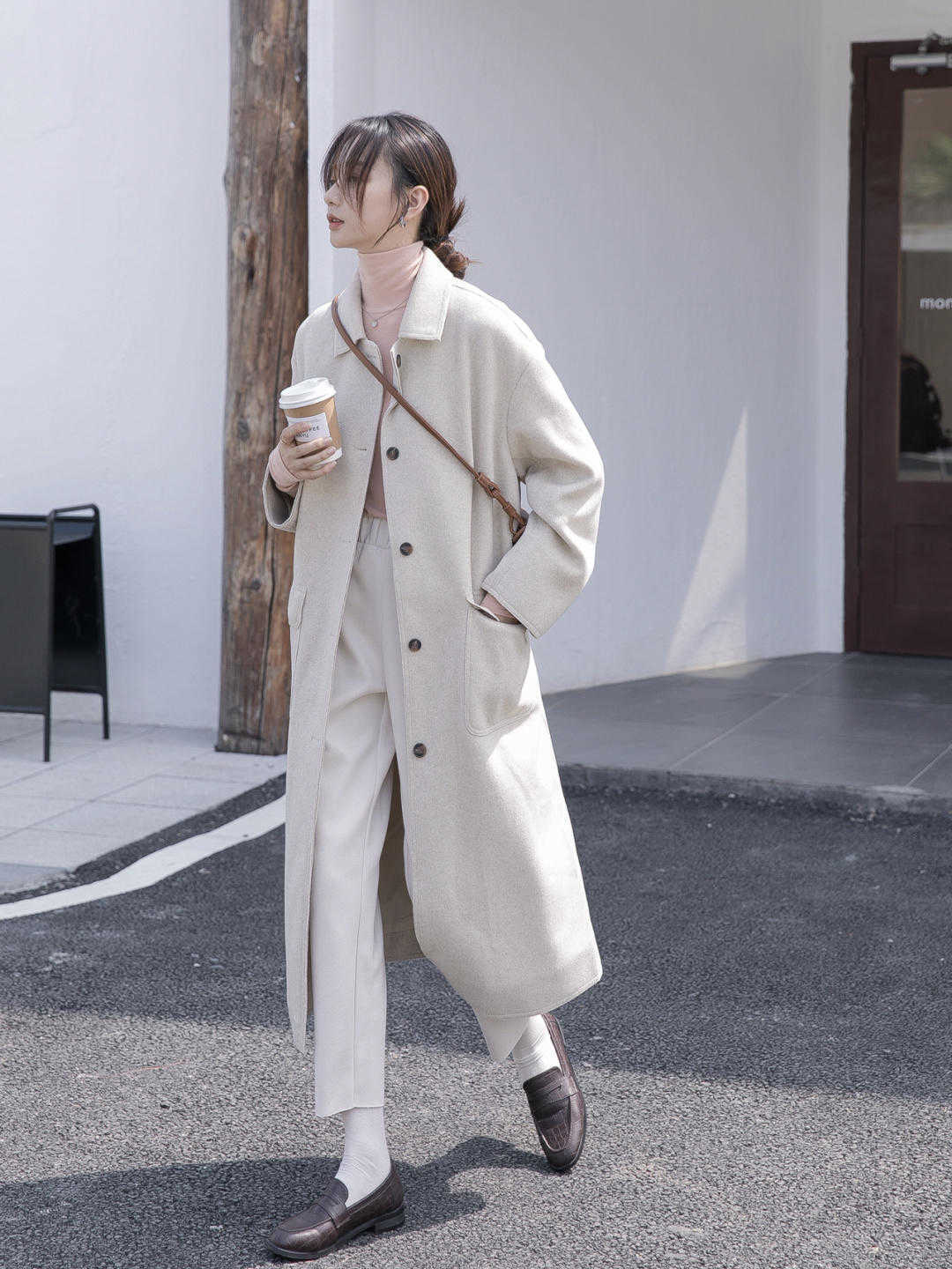 小蛮腰 40+女人的体面来自于贵气,如何平价衣穿出贵气感,简约又体面