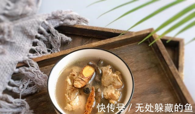 清香味|一碗可以喝了暖到脚的骨头汤,温补还营养,学会做给家人喝!