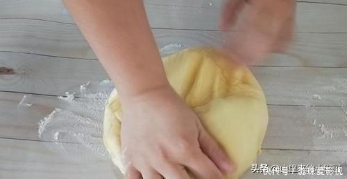 教你面包最简单的做法,不用烤箱不用蒸,暄软拉丝,再也不用买了