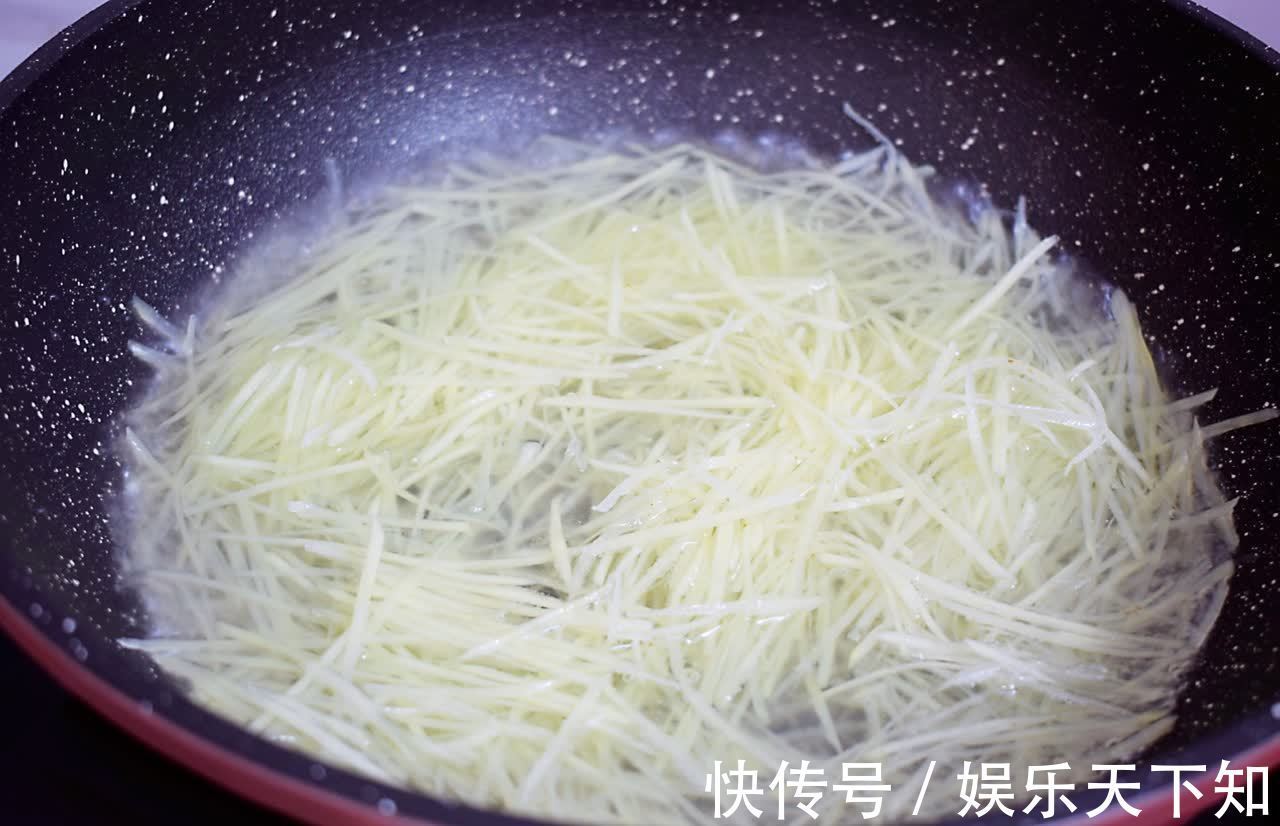 鸟巢|鸟巢土豆，营养解馋，松软蓬松味道棒