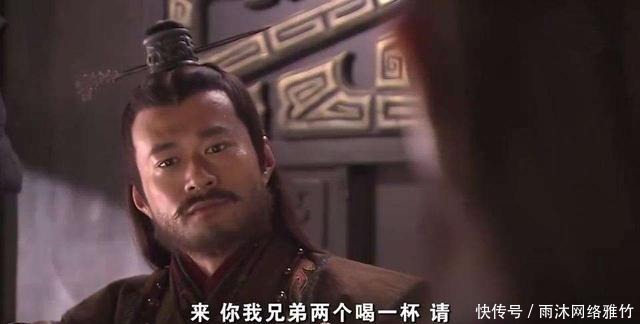 放弃|项羽逃至乌江,船夫说了一席话,令他放弃求生念头,随即拔剑自刎