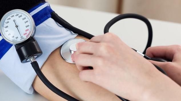 高血脂|肾友控高血压，只限盐不够！教你2点方法，降压降蛋白更护肾