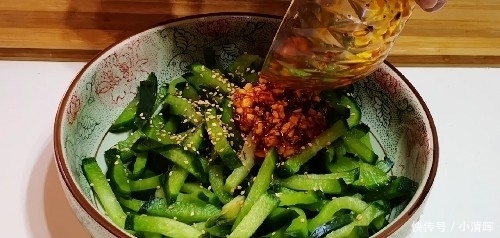 教你凉拌萝卜的秘诀,奶奶40年的老方子,比凉拌黄瓜好吃多了