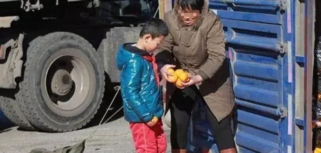 小李|孩子小时候有这三种“节俭”,长大容易没出息,父母可别沾沾自喜