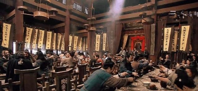 水浒传|《水浒传》施耐庵最看不上的一类好汉,明褒暗讽,与嫉妒无关