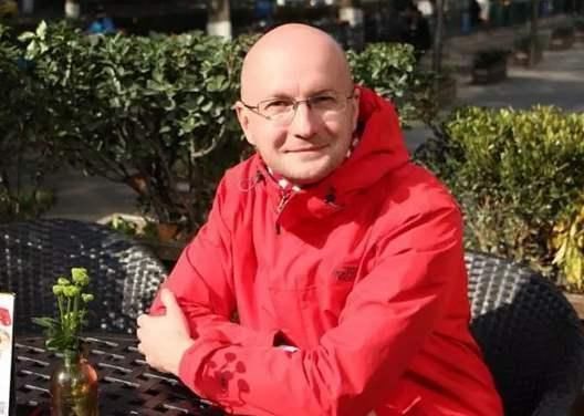 想知道自己有没有肠癌,摸摸身体这里或许可以判断,希望你及时发现