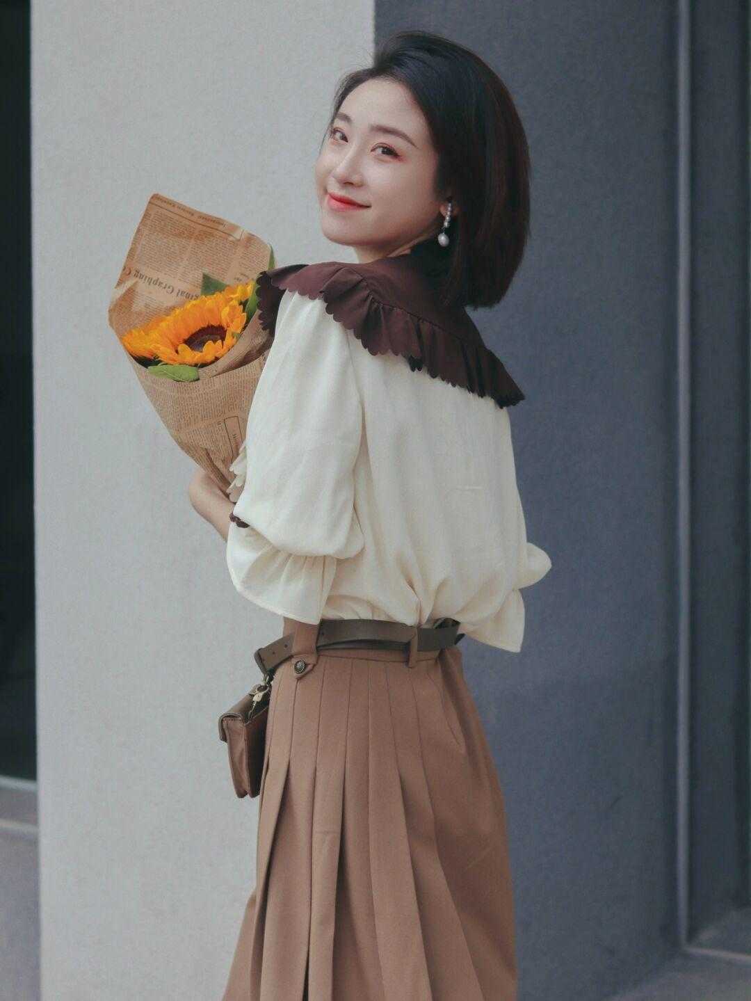 搭配|秋季你还缺一种搭配,复古风原来也可以这样搭,