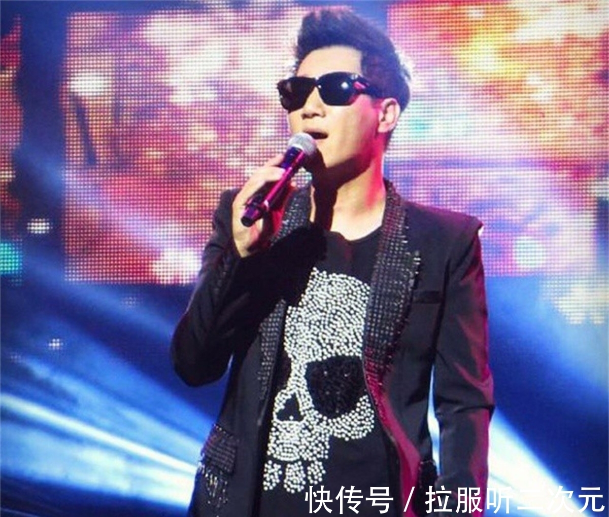 池锡辰|《跑男》嘉宾池锡辰向BTS的Jin道歉后,称赞他的个性好!