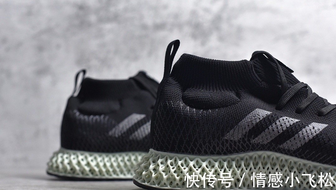 跑鞋|2499一双天价的阿迪达斯4D跑鞋性能如何?来看看莆田纯原的开箱实拍测评