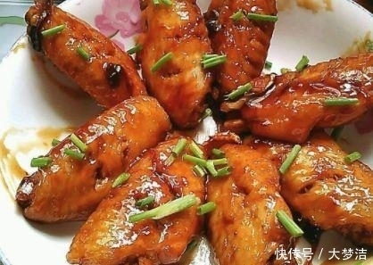 饭菜|婆婆承包“一日四餐”，饭菜发到朋友圈，网友：奢侈